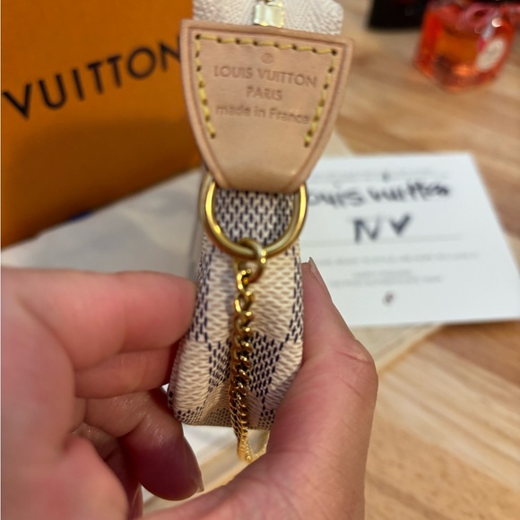 Louis Vuitton Mini Pochete Damier Azur - Picture 2 of 9